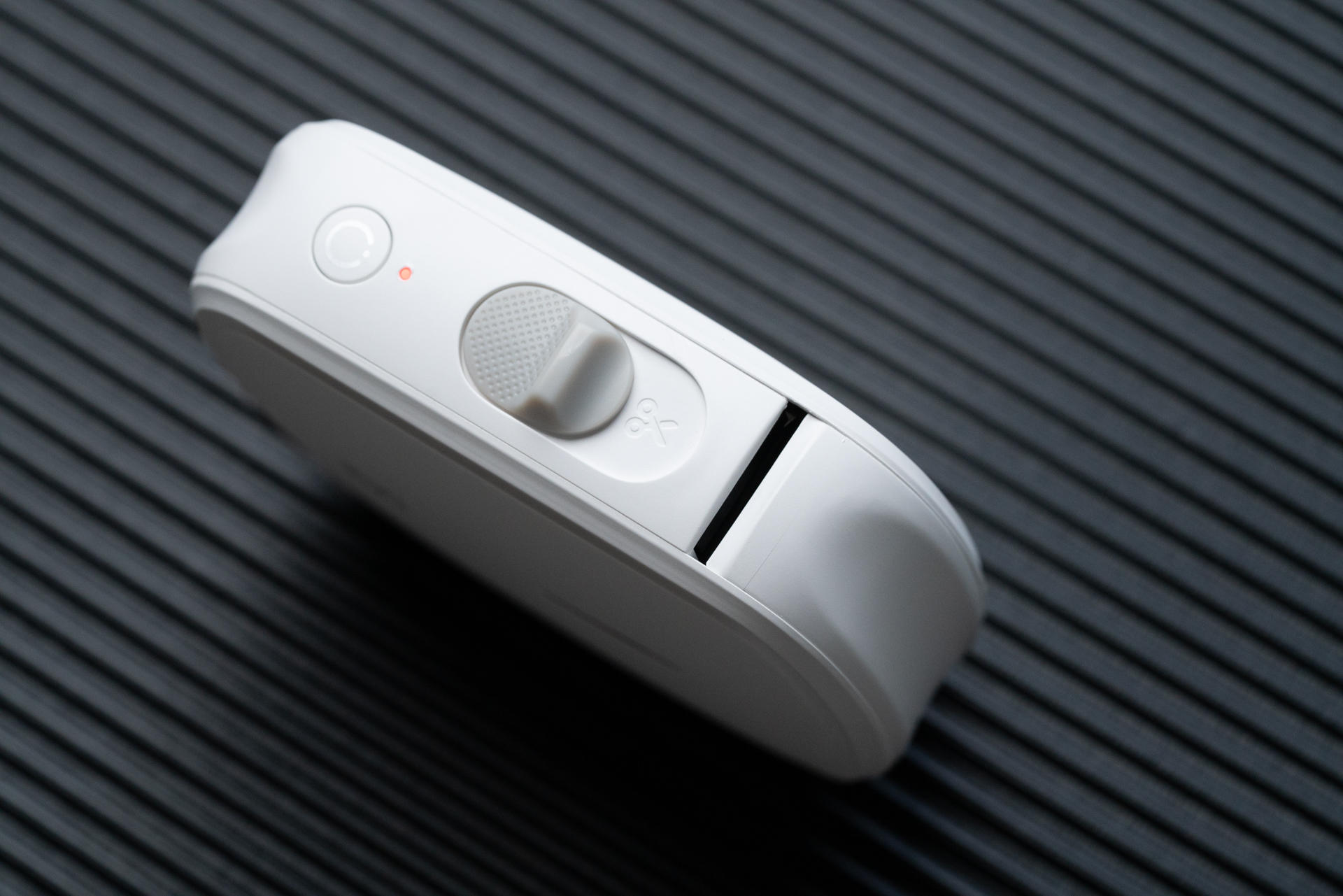 汉印hprtq2标签打印机装纸教程,汉印便携式小标签打印机使用方法