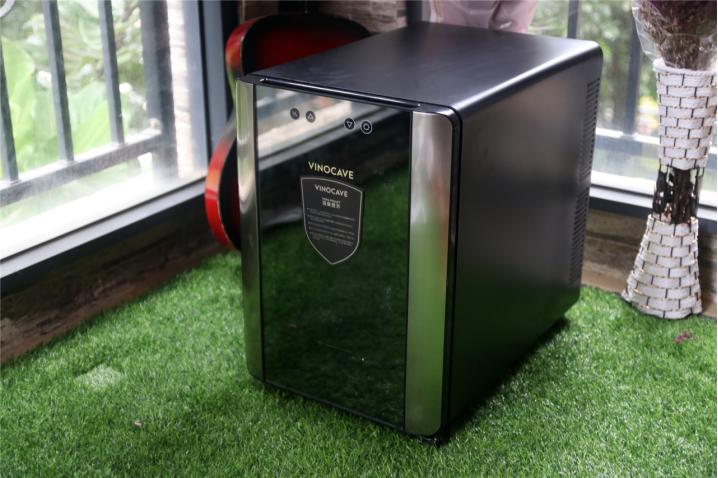 维诺卡夫cwc168a恒温酒柜,不锈钢定制酒柜维诺卡夫