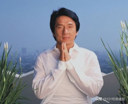 娱乐圈成龙地位,娱乐圈中成龙地位有多高