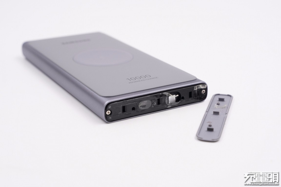 三星25w快充拆解视频,三星25w快充移动电源