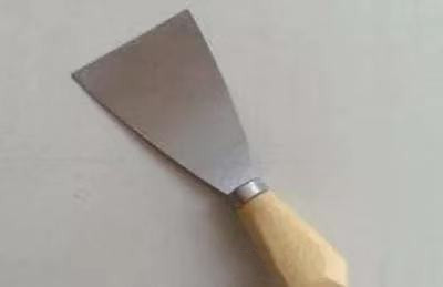 瓷砖上沾了油漆怎么去除,如何有效清除瓷砖上的油漆