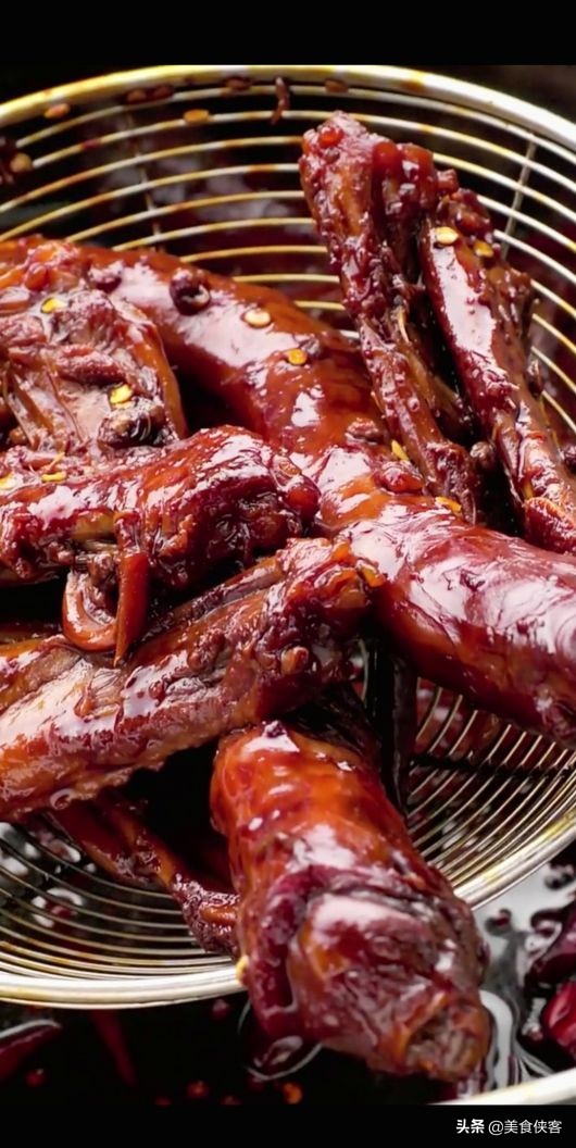 家庭版周黑鸭配方及详细做法,6000元买的周黑鸭配方