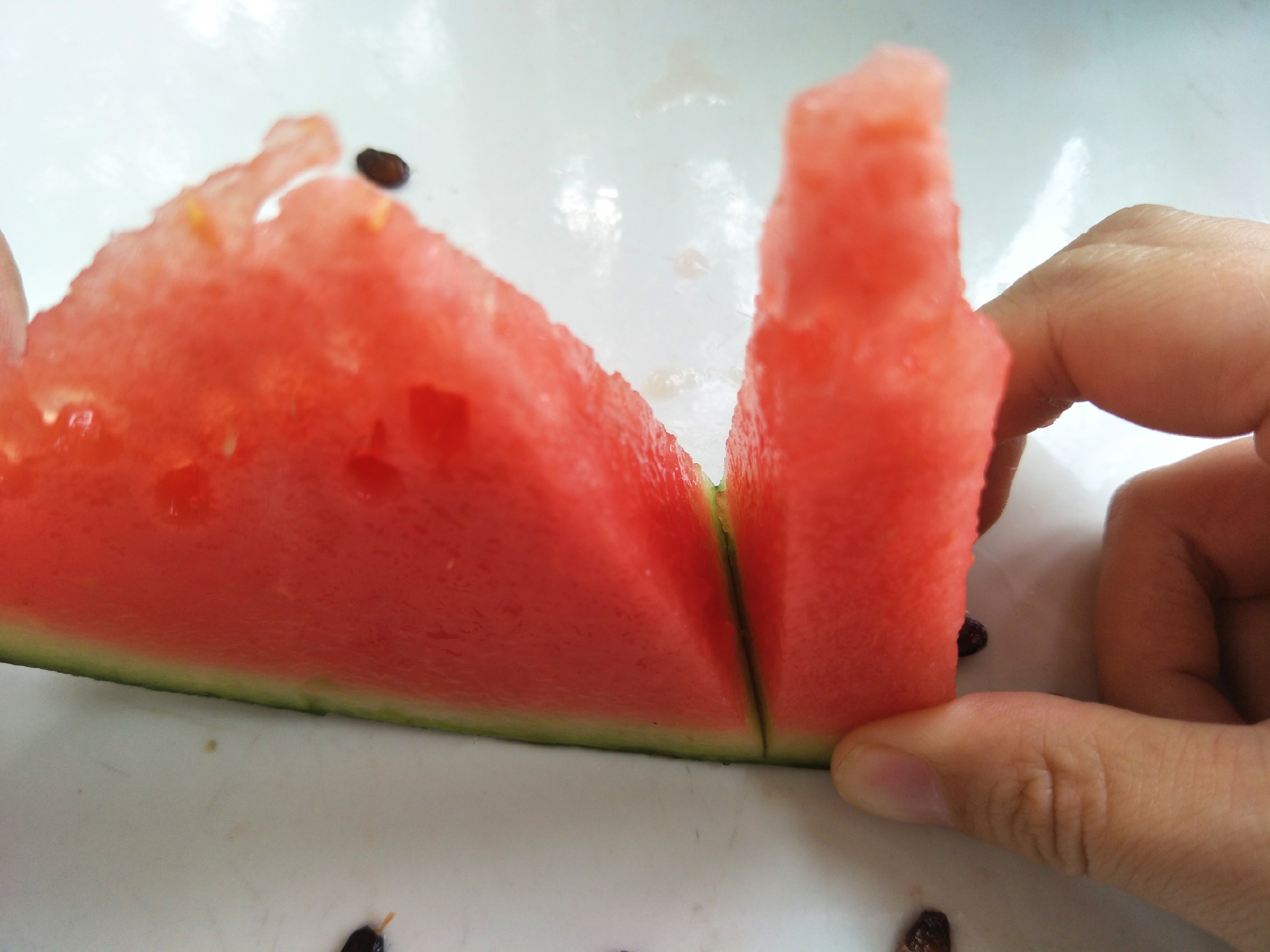 吃西瓜怎么挑出西瓜籽,吃西瓜去籽技巧