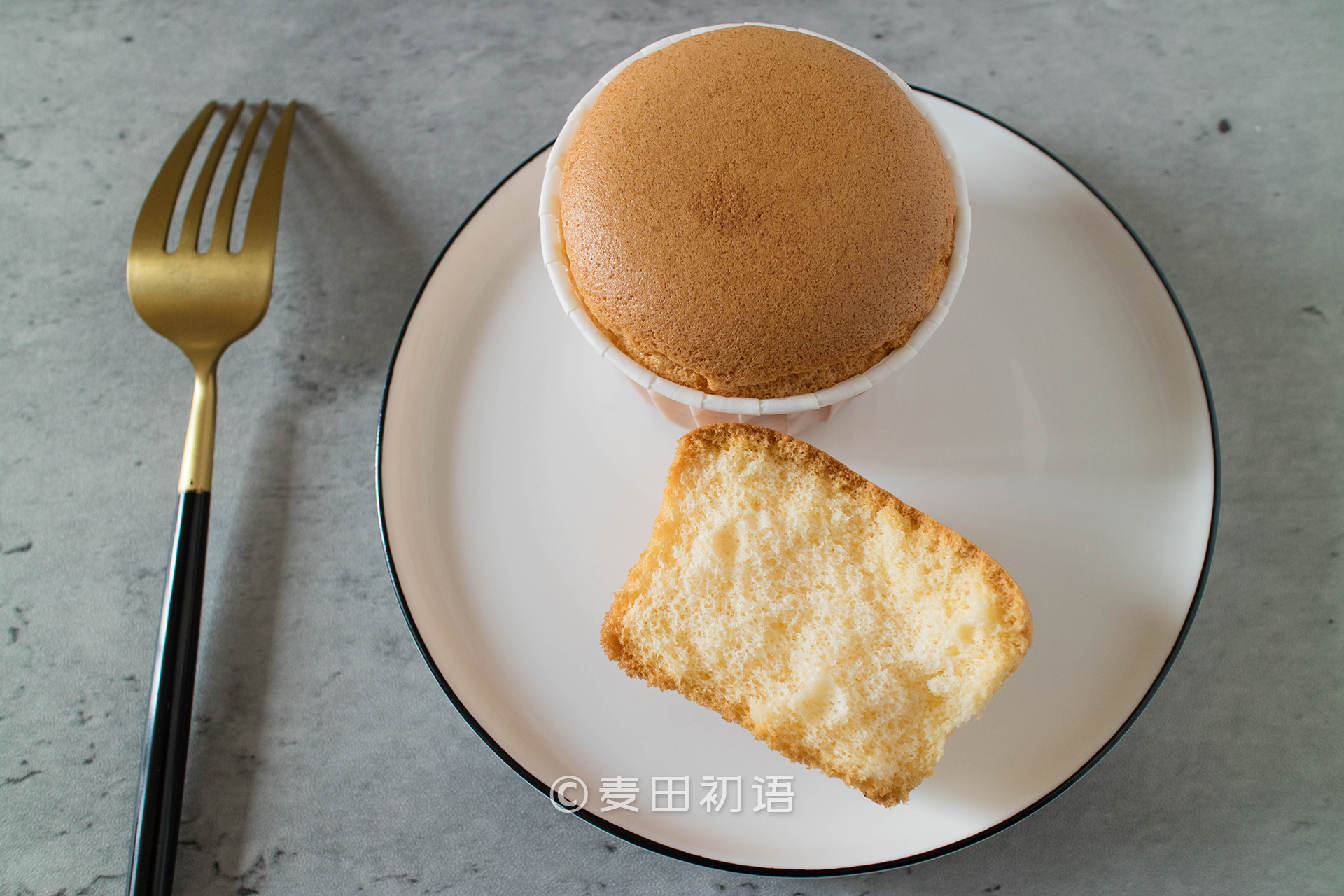 纸杯戚风蛋糕不塌不回缩的诀窍,用纸杯做戚风蛋糕湿乎乎的