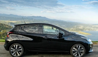 日产骊威和飞度哪个油耗低,日产比本田省油