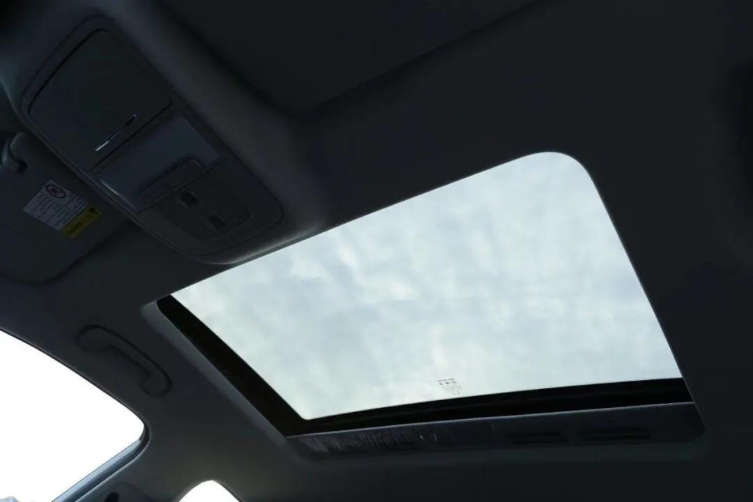 mg5旗舰版试驾,特价mg5手动