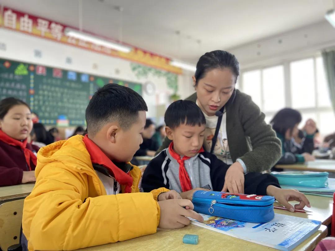郑州市惠济区实验小学：示范引领携手共进