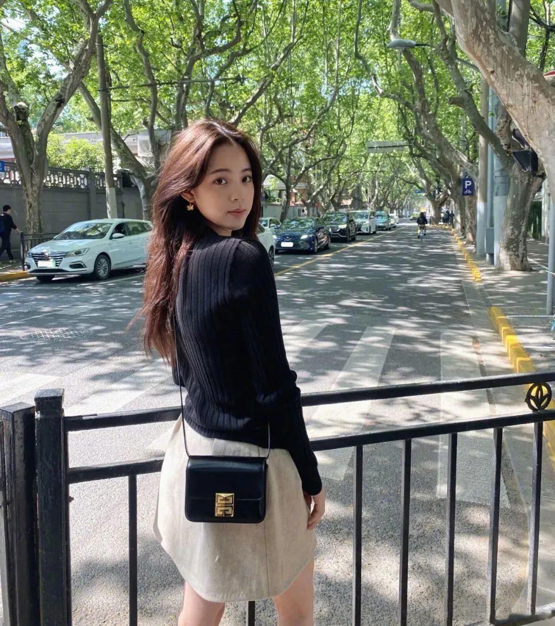 女明星穿的小众品牌,最时尚会穿的女明星