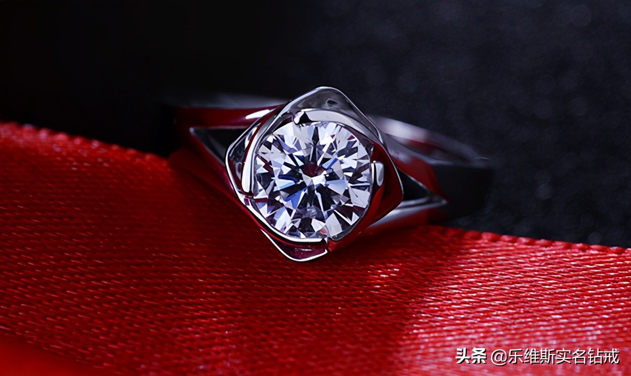 pt950铂金戒指婚戒,铂金戒指寓意