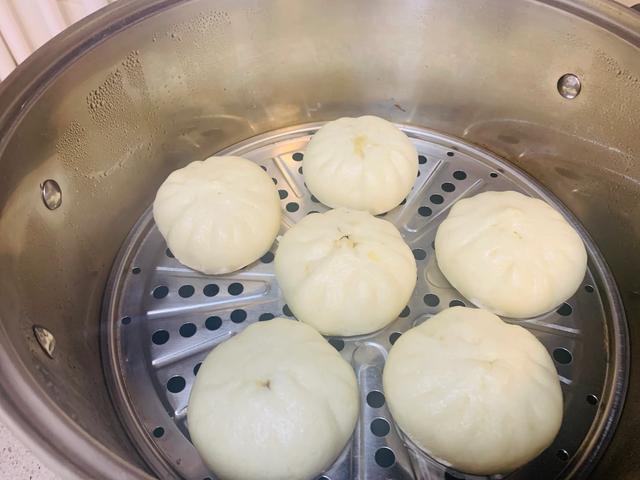 蒸包子的8个技巧包子又大又软,怎么能把包子蒸得蓬松柔软