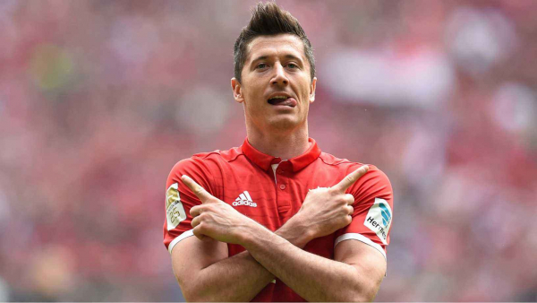 实况足球五星球探一定给黑球吗,实况足球皇马球探合成公式