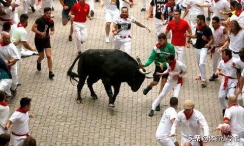 皇家马德里银河战舰哪年,银河战舰皇马队史