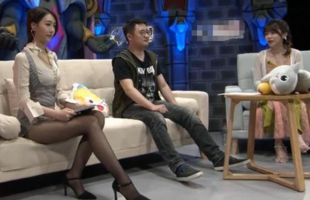 电竞比赛成女主播秀“大长腿”的平台,这种现象该不该治理?