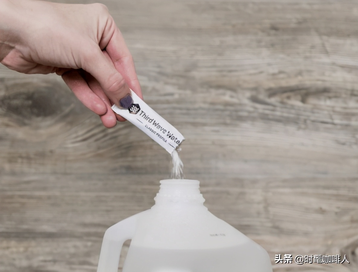 咖啡应用多少度的水冲,冲泡咖啡用多少度的水最好