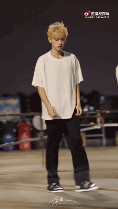 剑网三金发,剑网三男号金发