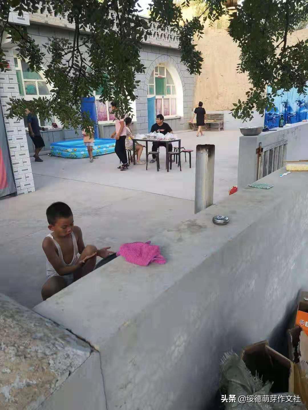 风雨兼程中的郝家桥