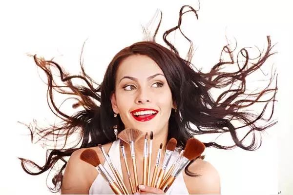 1000多元化妆品的成本,化妆品成本揭秘