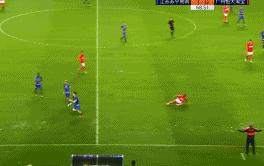 中超裁判冲突事件,中超22人全部参与冲突