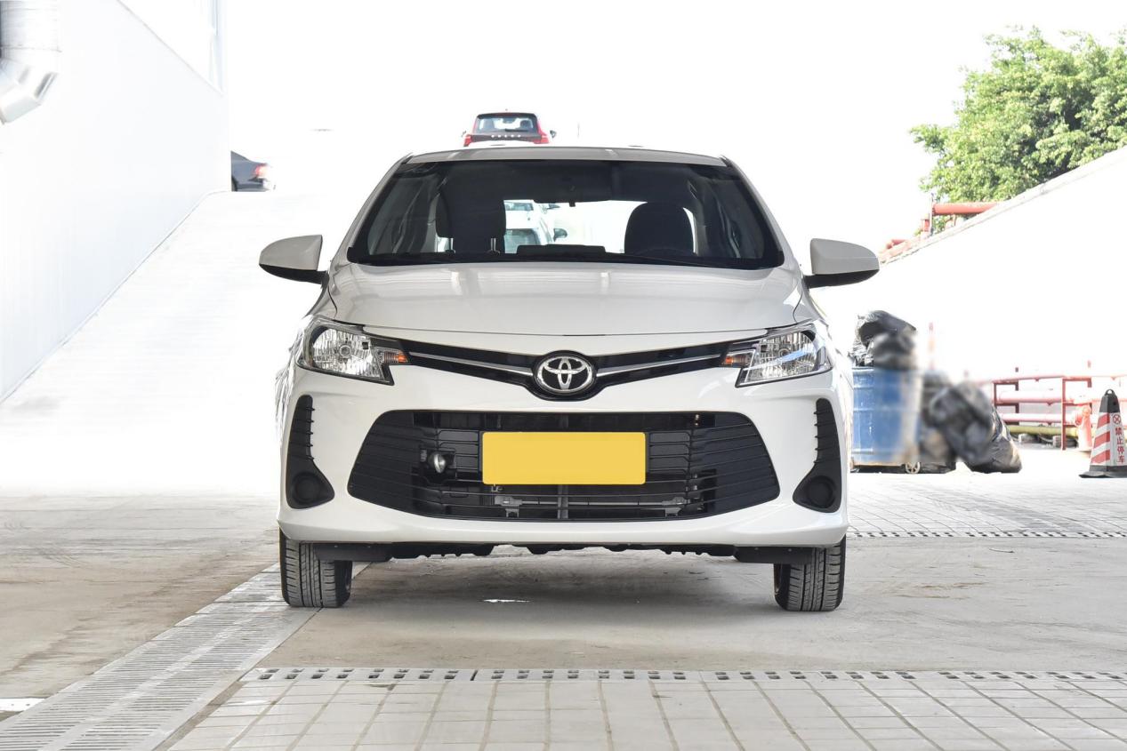 三款工薪族能买的代步车型，配自动挡，省油耐造，最低6.49万