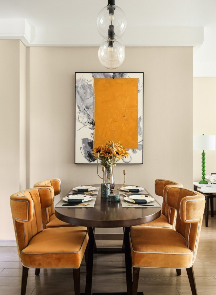 如何选择一个让人满意的餐桌,如何选一款实用好看的餐桌