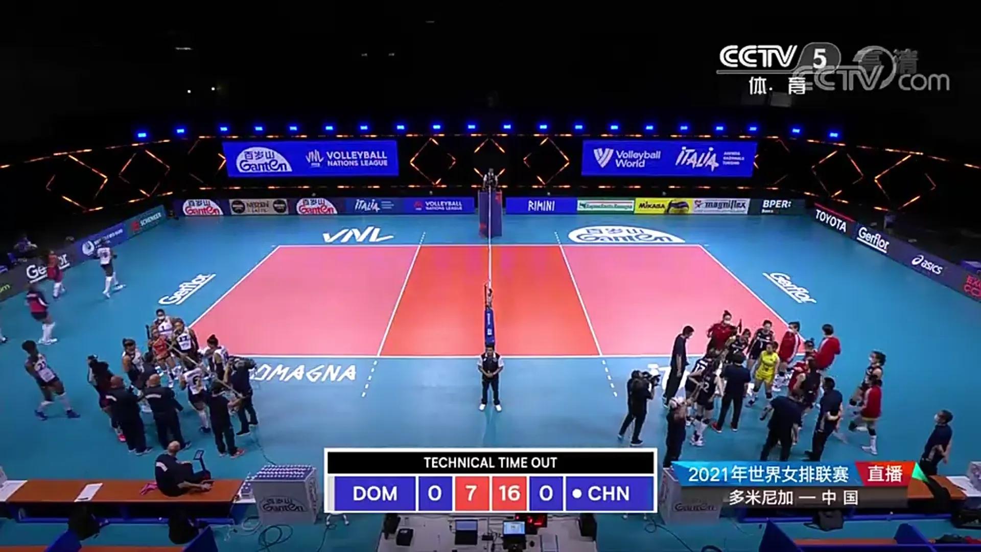 朱婷交叉步扣球,朱婷暴力扣球对战古德蒂