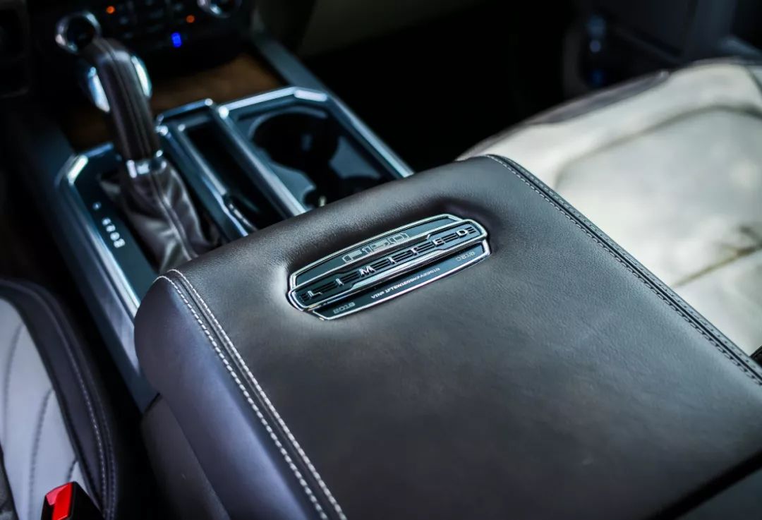 2022款福特mustang2.3t试驾,2022北美车展全新福特mustang亮相