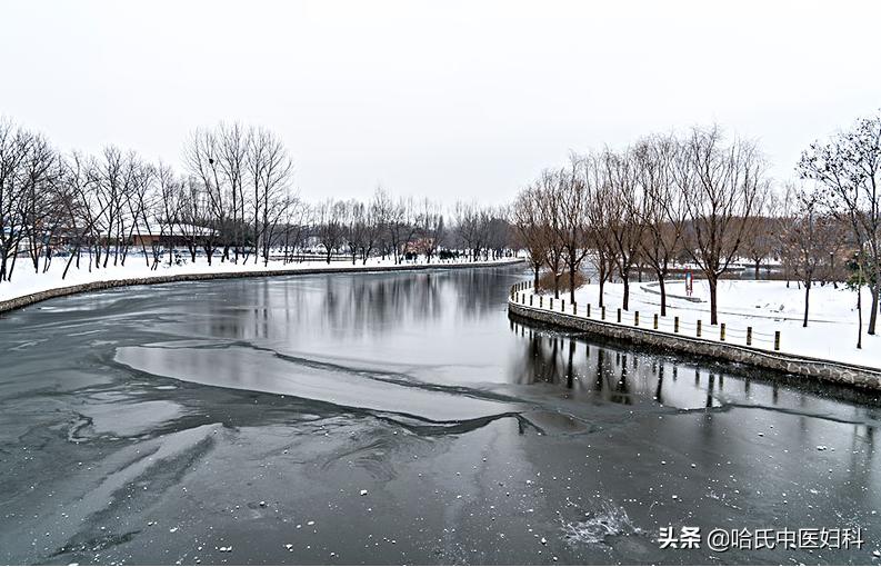 例假时间不规律7天量少,例假日期不固定什么原因