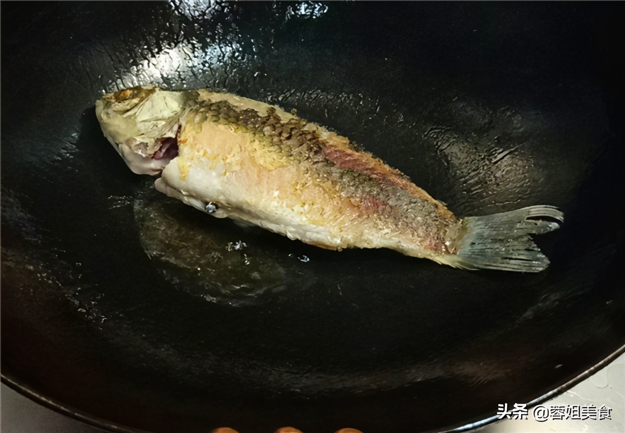 鱼汤要想奶白无腥味,翘嘴鱼汤要想奶白无腥味