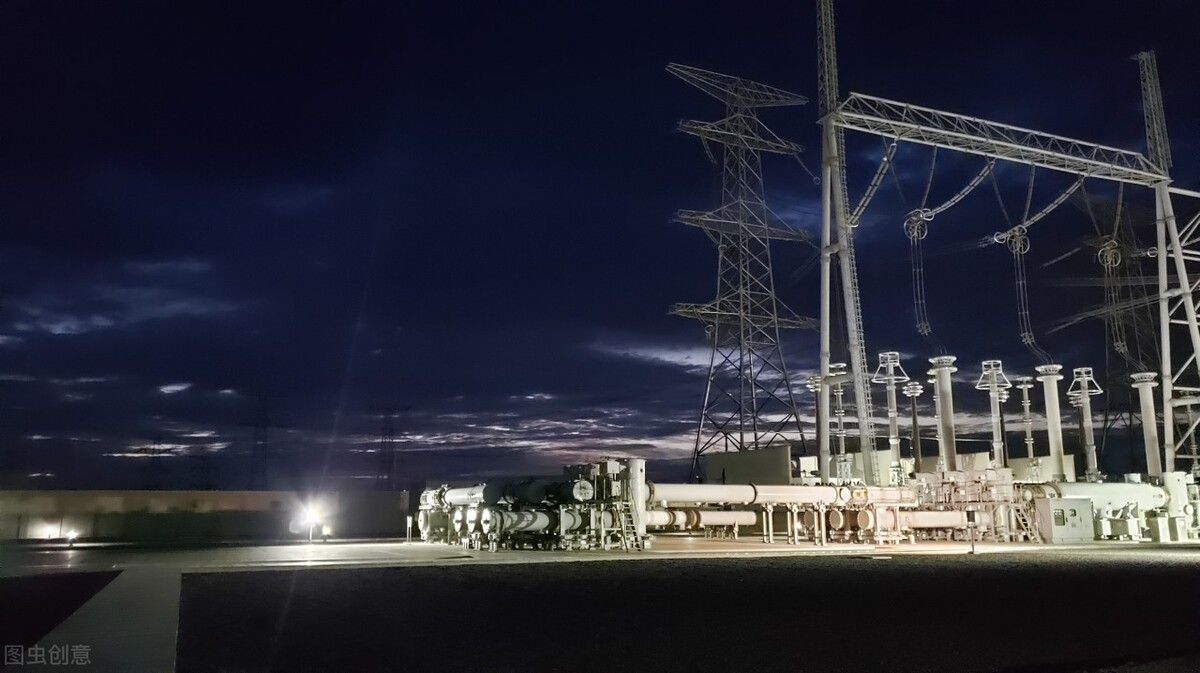 特高压换流站工程主设备,特高压直流输电换流技术