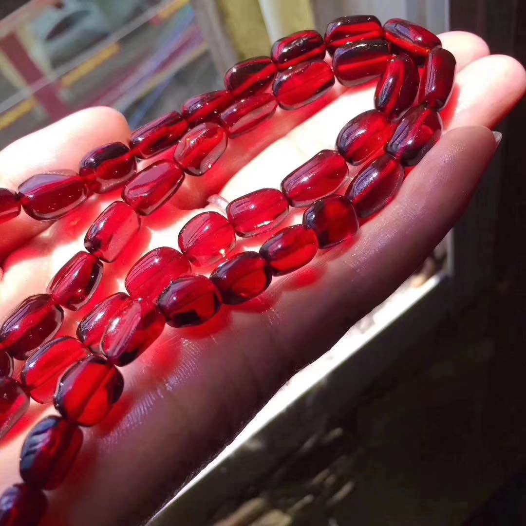 琥珀蜜蜡的四大禁忌,文玩的五毒四害