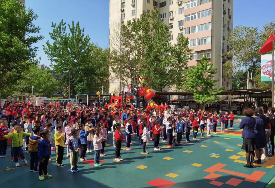 孩子的健康需要我们共同来维护,孩子的健康成长我们一起守护