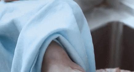 疫情怎么帮娃洗澡,疫情期间怎样在家洗澡