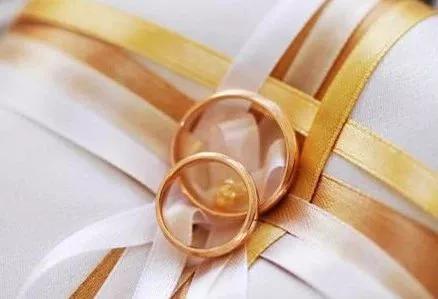 #黄金#、#铂金#钻戒戴久了，不如以前亮？一招让它再“闪”起来