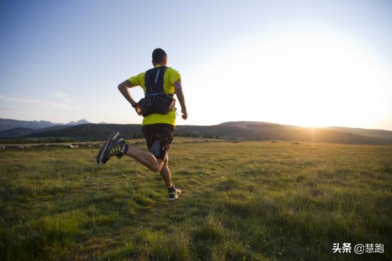 新手想跑半马前期怎么训练,新手想跑半马怎么开始训练