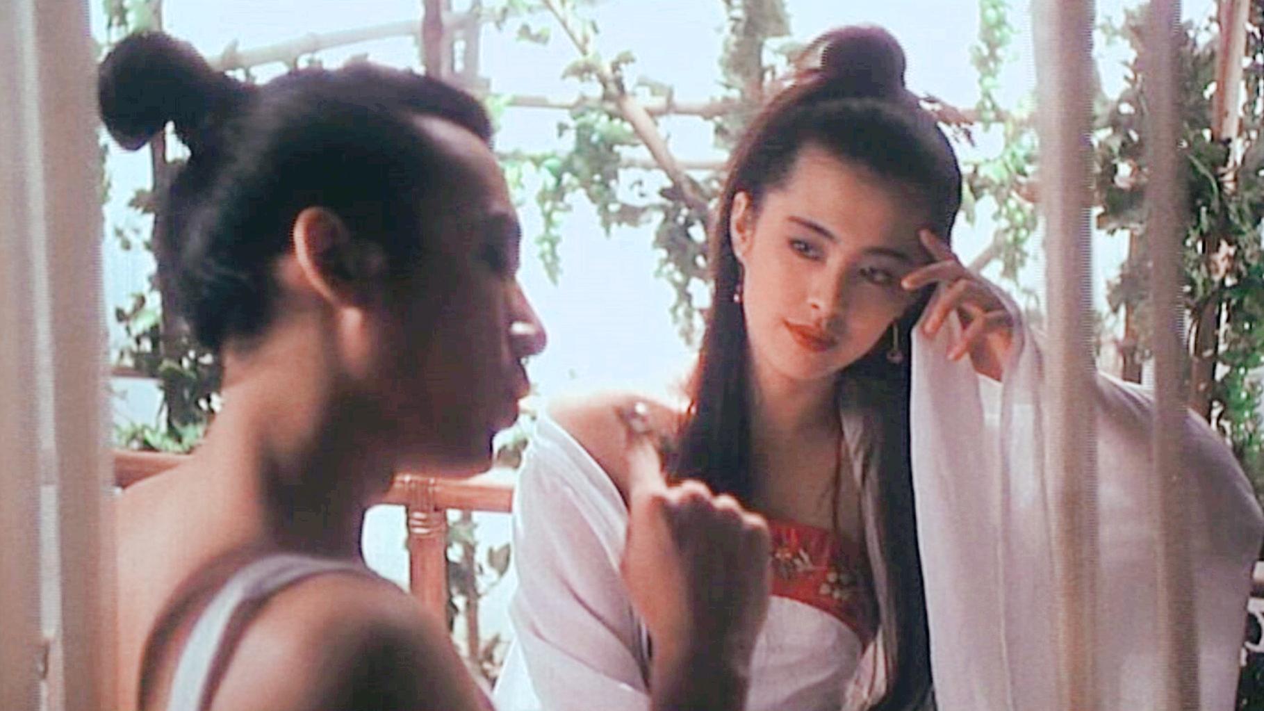 32年前王祖贤这部港片，“破尺度”出演，虽删减8分钟却依然经典