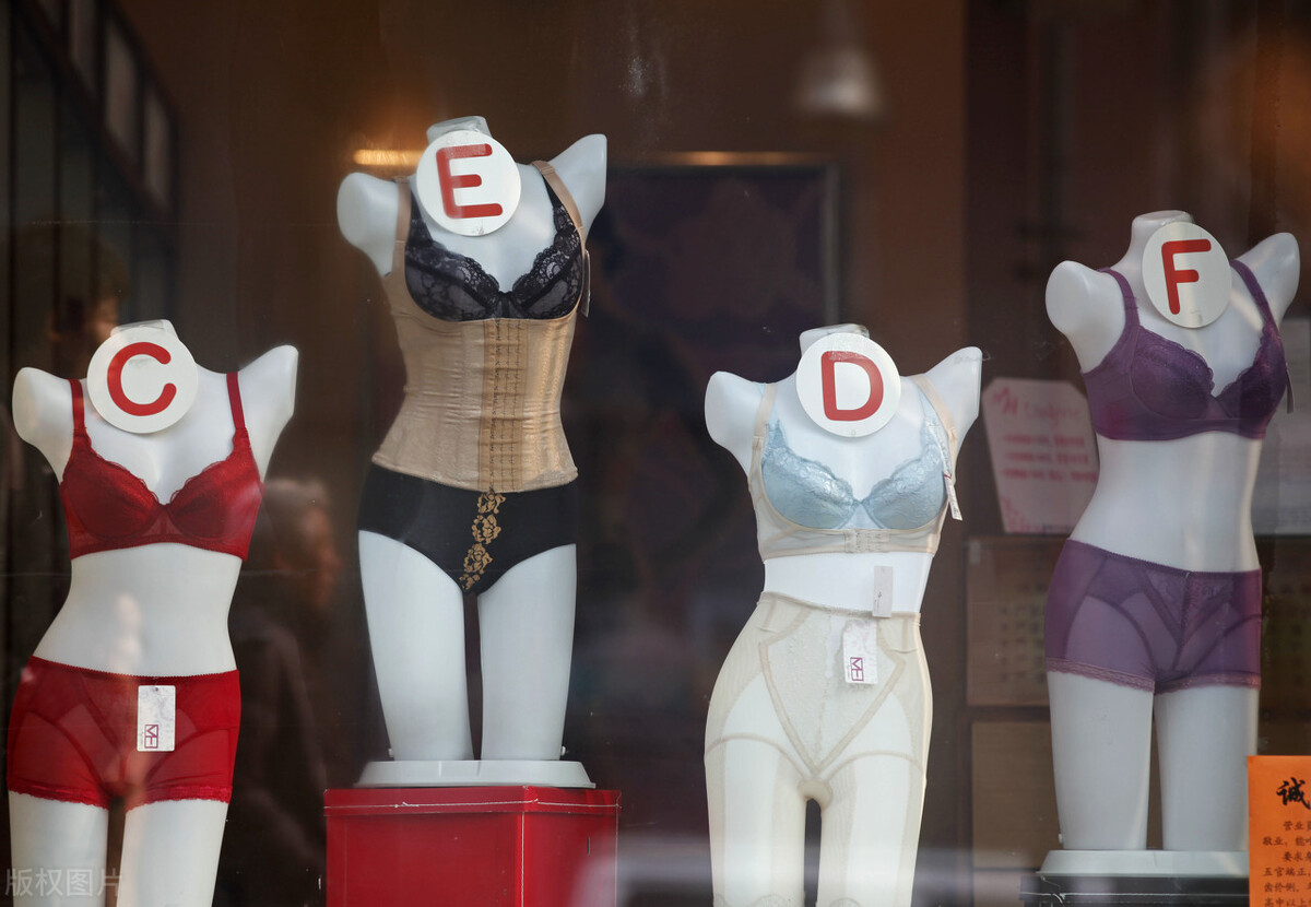 如何挑选文胸不空杯,什么样的无痕文胸好穿