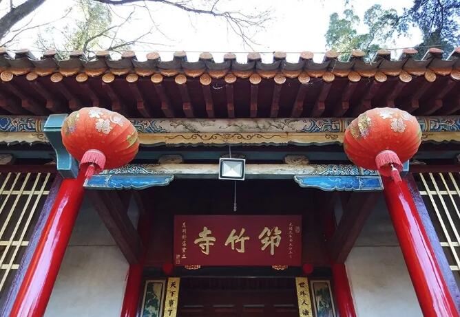 厚唇的人重感情吗,厚唇的微笑唇