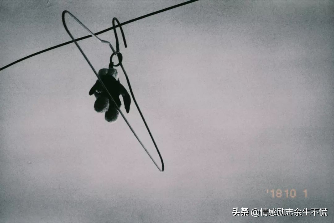 冷漠换来的只是更冷漠,冷漠的背后不只是冷漠