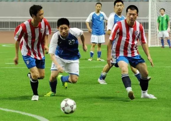 5人制足球射门训练教案,足球点球射门小技巧