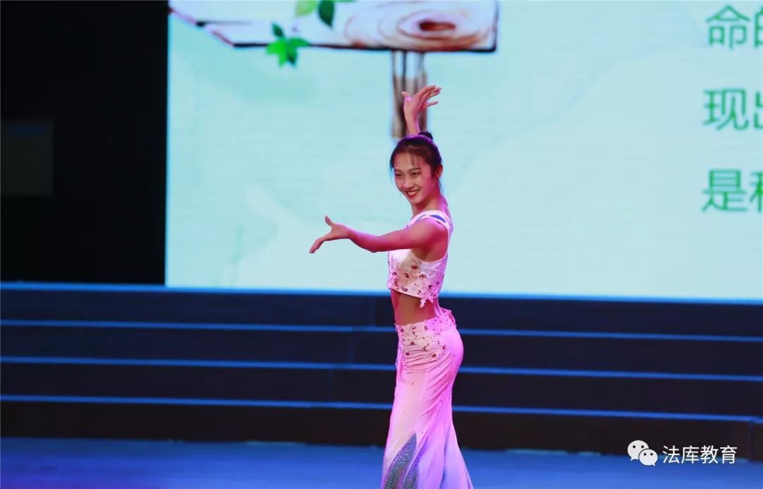 法库县教育局、民盟沈阳音乐学院支部举行“美育进校园”公开课