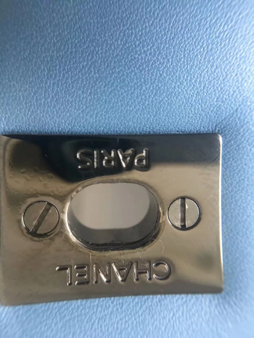 当奢侈品包包开始被“复刻”，品牌的独特性该如何区分？