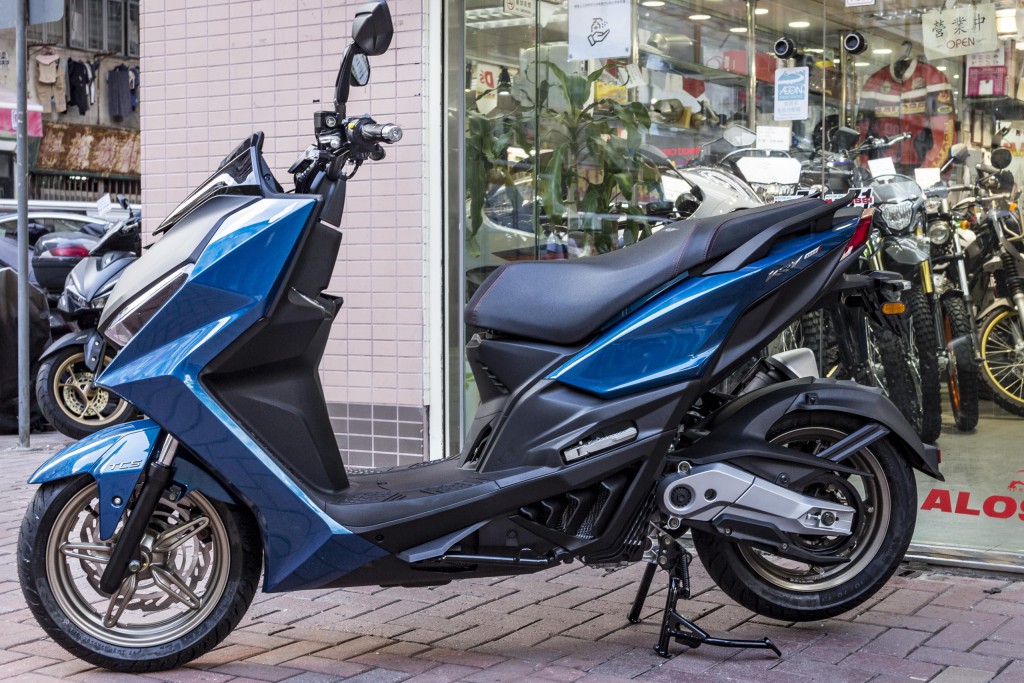 krv踏板摩托车,光阳krv180踏板摩托车