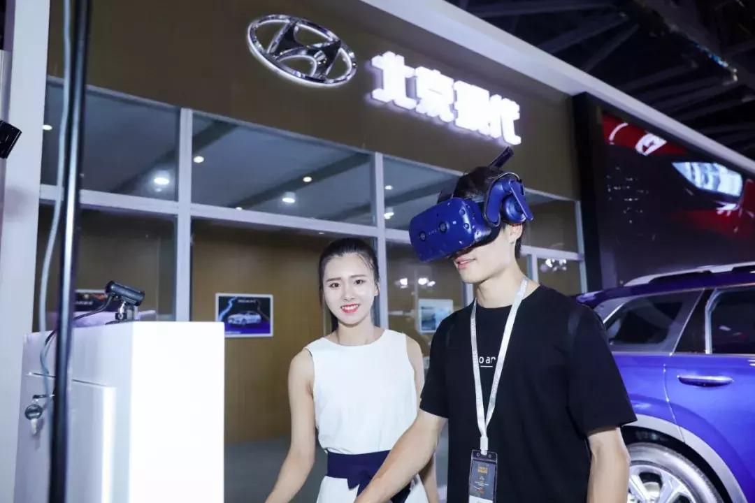 今天，半个杭州城的大小朋友在这里过六一