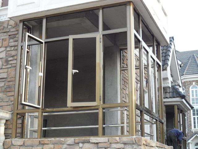 阳台封窗隔音最新款式,封阳台玻璃顶隔音的最佳方案