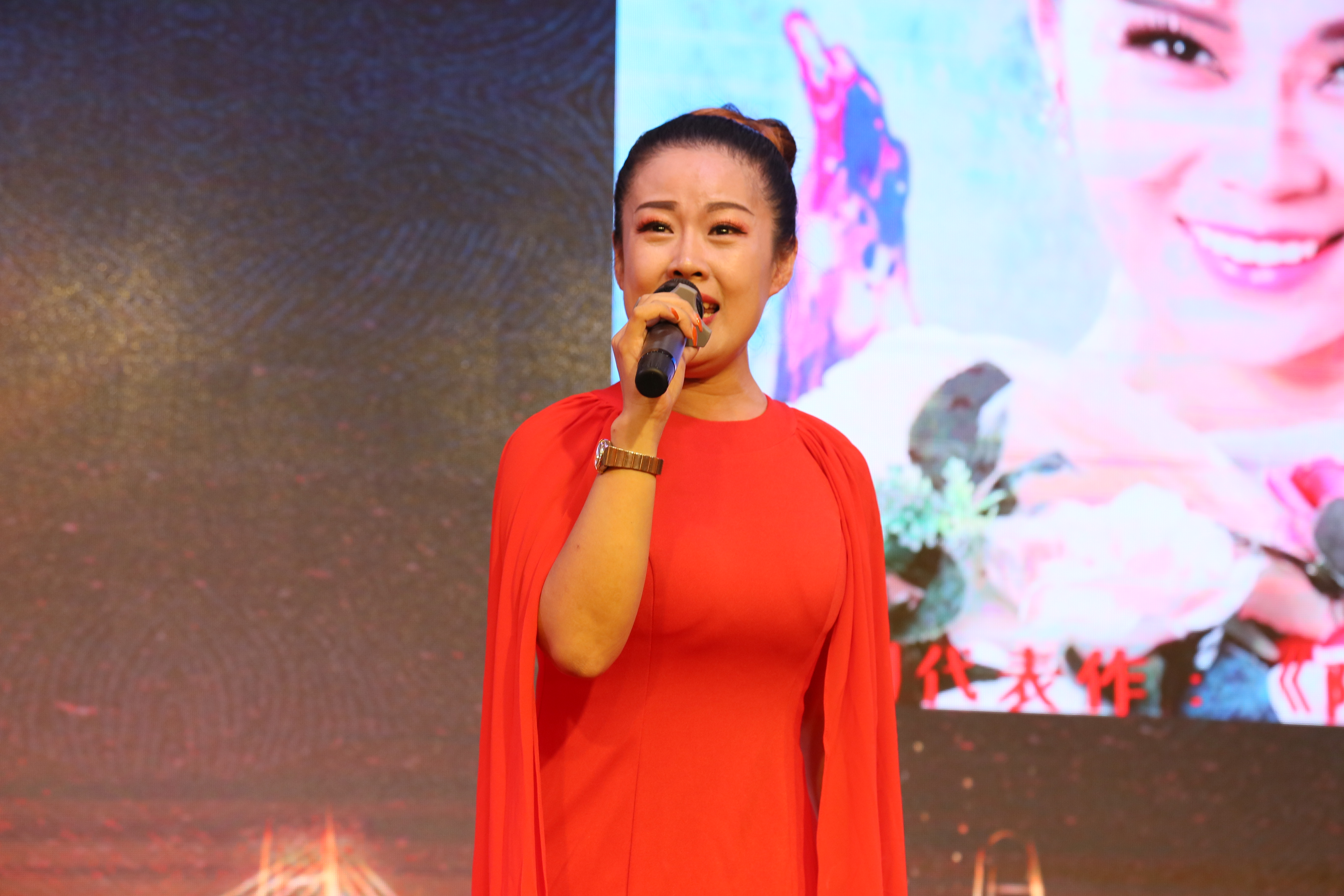 棣欐腐閲戠墰闆嗗洟鎺ц偂鏈夐檺鍏徃,棣欐腐鎭掓湕闆嗗洟