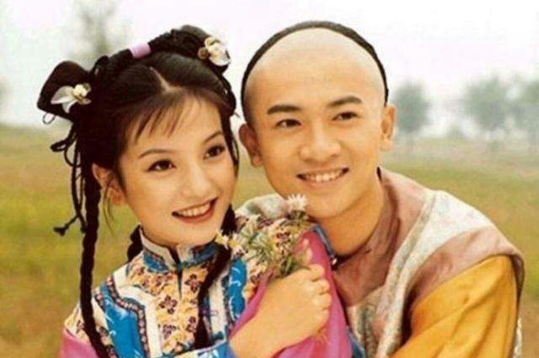 小燕子和塞娅是同学，张铁林喝茶喝出皇阿玛《还珠》幕后你知多少