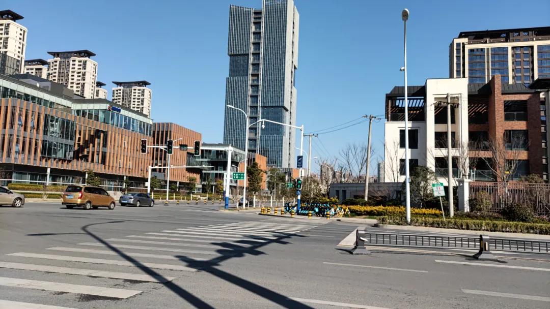 滨湖万科蓝山二手房带院子露台,合肥滨湖万科蓝山二手房价格