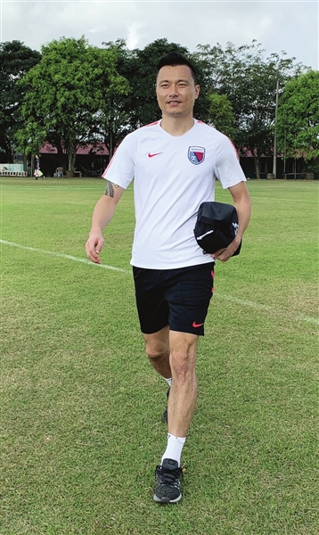 郜林破僵局恒大显霸气,恒大射手王郜林生涯