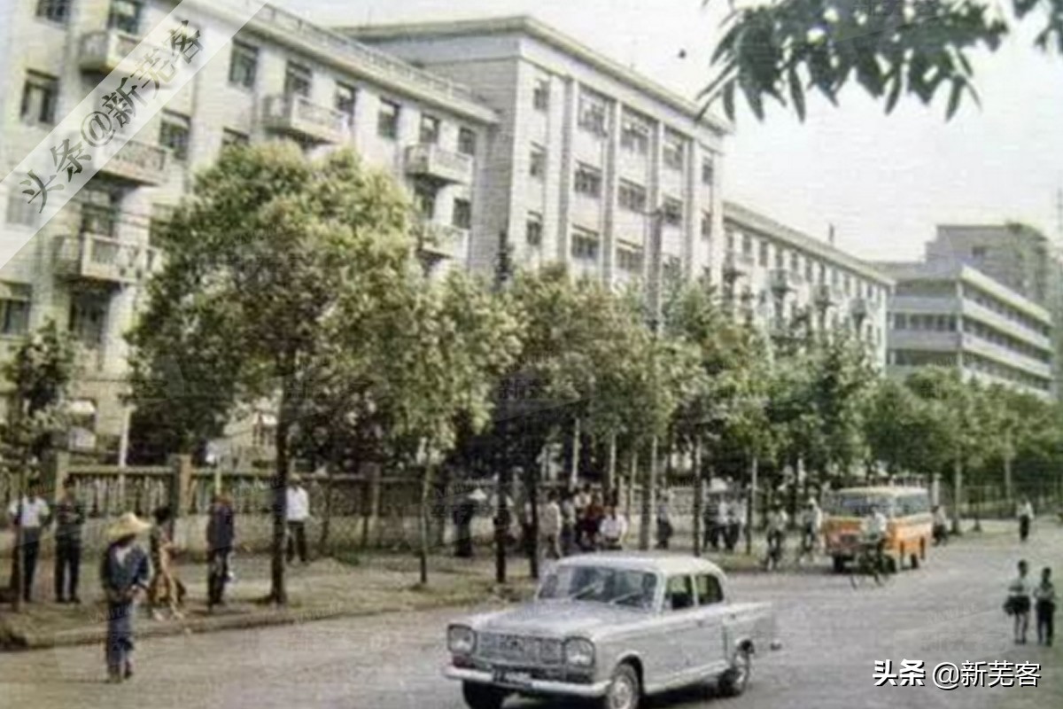 八十年代芜湖卷烟厂有哪几种香烟,芜湖卷烟厂香烟价目表