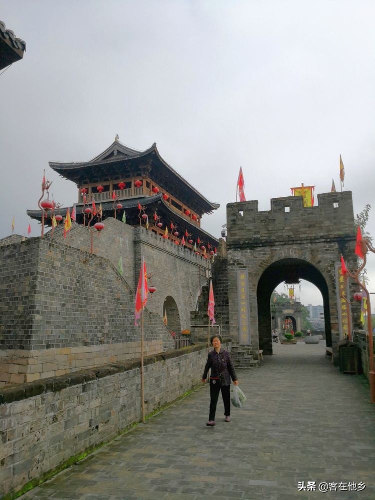 长汀县古街印象土特产,长汀古城异域风情